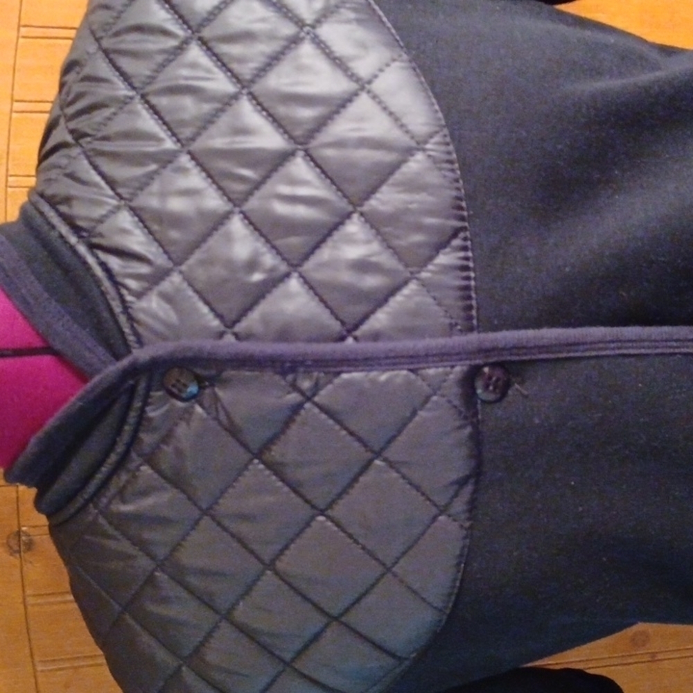 ASIAN Cropped Jacket - Picture 2 of 8